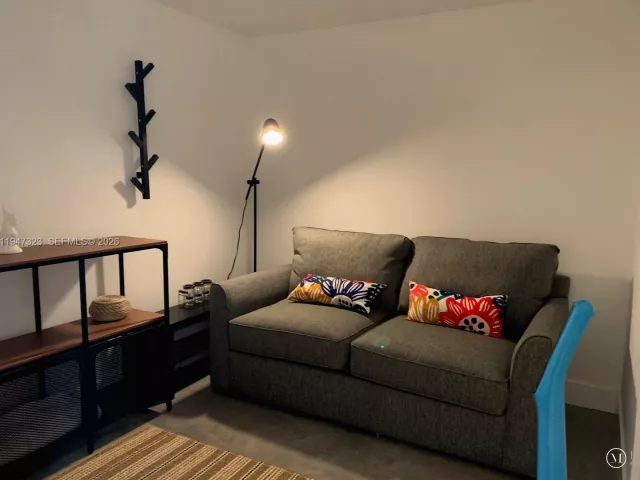 Продажа квартиры #1417 - фото 7138930