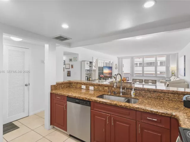 Продажа квартиры #1117 - фото 7142570