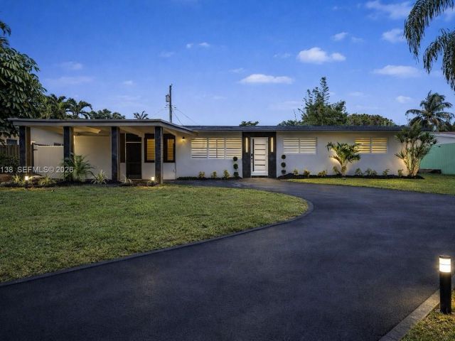 Продажа дома по адресу 317 NW 27th St - фото 7240923