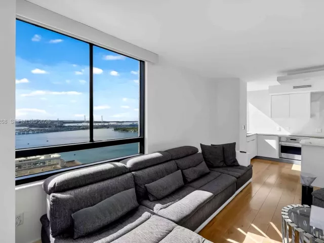 Продажа квартиры #3014 - фото 7156318