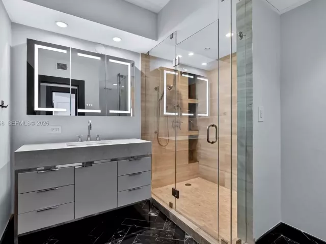 Продажа квартиры #3014 - фото 7156285