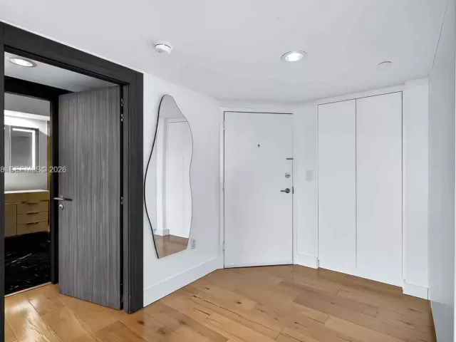 Продажа квартиры #3014 - фото 7156292