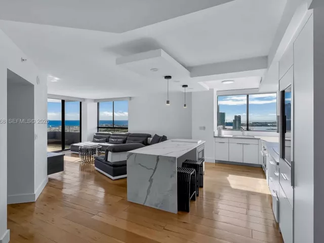 Продажа квартиры #3014 - фото 7156297