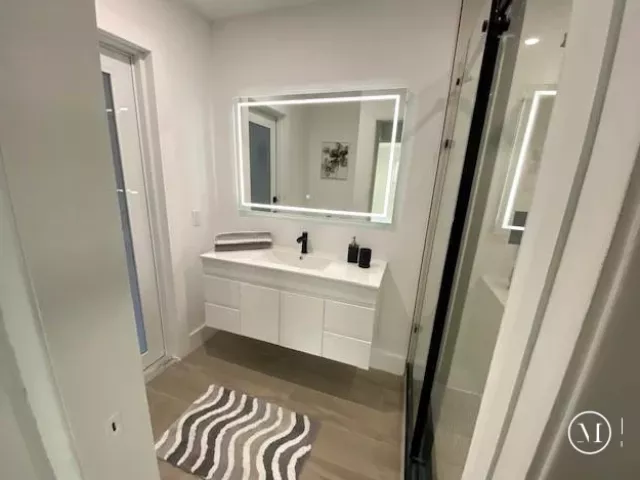 Продажа дома по адресу 1485 NE 57th Court - фото 8417583