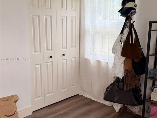 Дом в аренду по адресу 1108 SW 22nd Ter 0 - фото 7515637