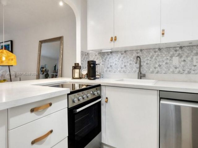 Продажа квартиры #1638 - фото 7174605