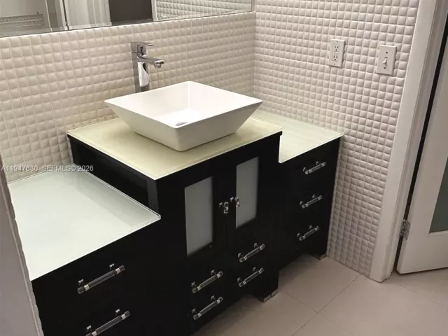 Продажа дома по адресу 9944 NW 41st St 23 - фото 7594706