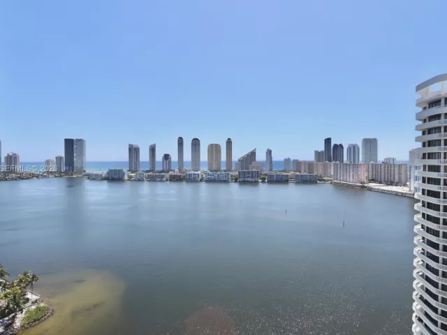 Продажа квартиры #2701 - фото 7168019