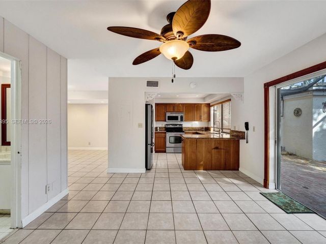 Дом в аренду по адресу 2990 Oaktree Ln 338 - фото 7474696