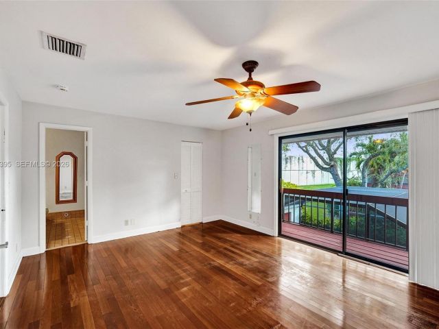 Дом в аренду по адресу 2990 Oaktree Ln 338 - фото 7474700