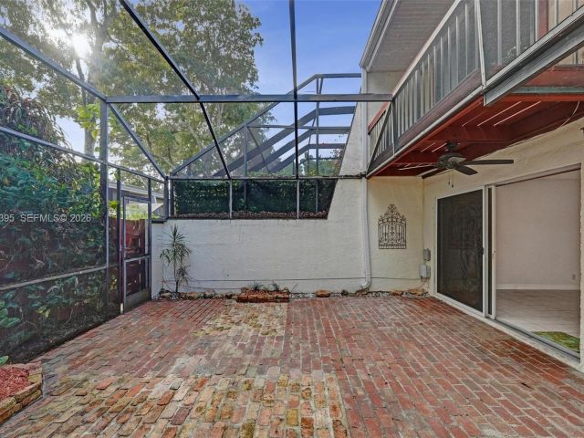 Дом в аренду по адресу 2990 Oaktree Ln 338 - фото 7474705