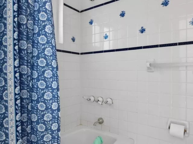 Продажа дома по адресу 2580 SE 5th Court - фото 9357116