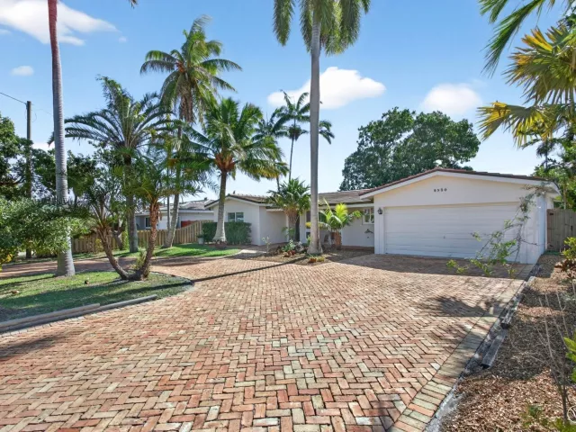 Продажа дома по адресу 2580 SE 5th Court - фото 9357134