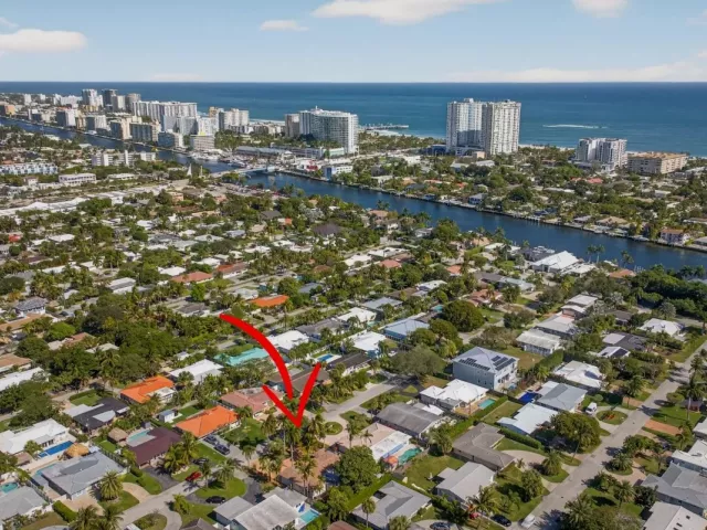 Продажа дома по адресу 2580 SE 5th Court - фото 9357144