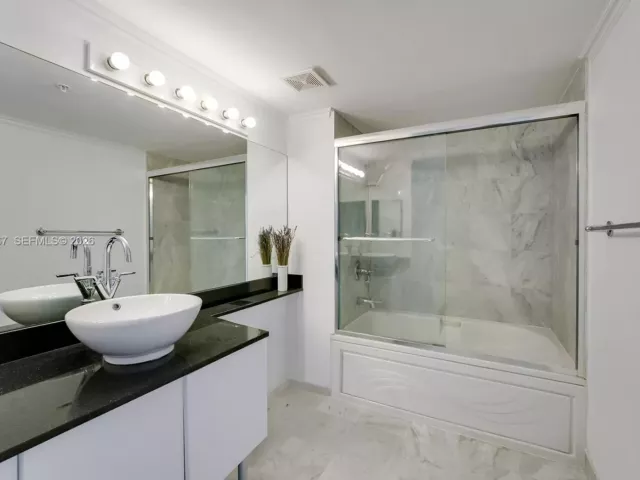 Продажа квартиры #3306 - фото 7157419