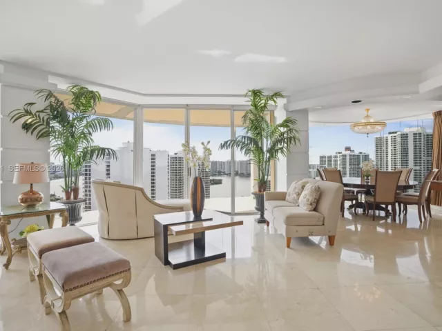 Квартира в аренду номер25GR - фото 7149404