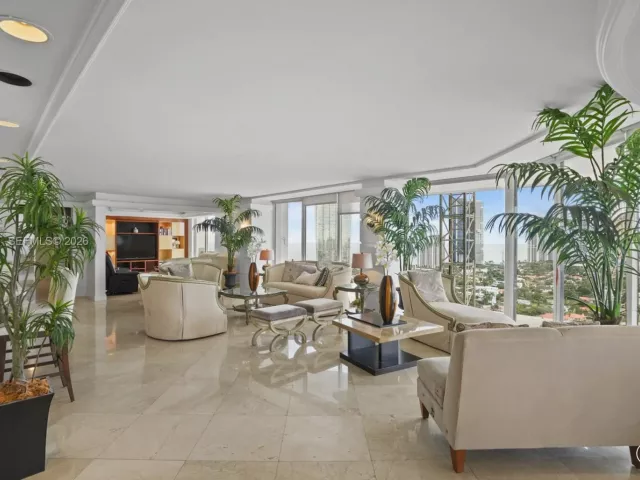 Квартира в аренду номер25GR - фото 7149412