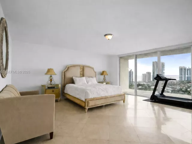 Квартира в аренду номер25GR - фото 7149397