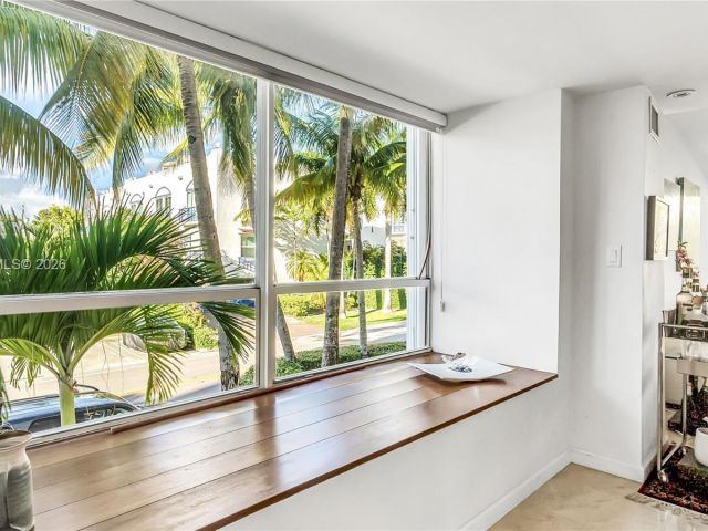 Дом в аренду по адресу 10090 Bay Harbor Ter 10090 - фото 7149375