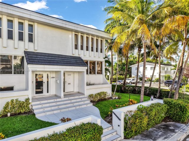 Дом в аренду по адресу 10090 Bay Harbor Ter 10090 - фото 7149387