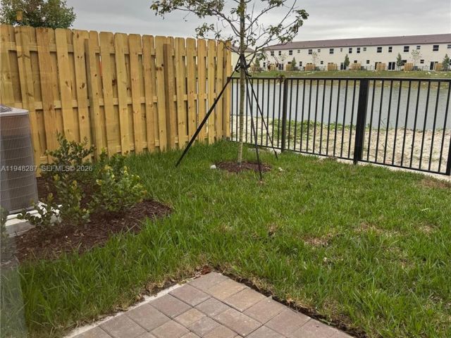 Дом в аренду по адресу 2724 SE 26th Ave 0 - фото 7483148