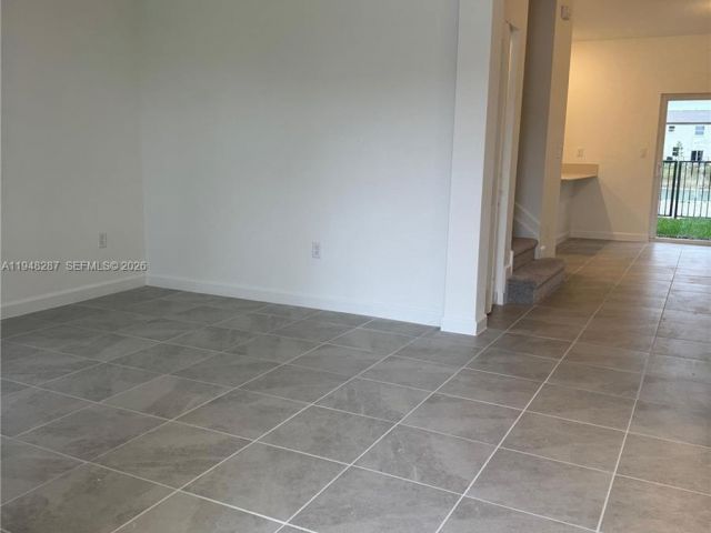 Дом в аренду по адресу 2724 SE 26th Ave 0 - фото 7483157