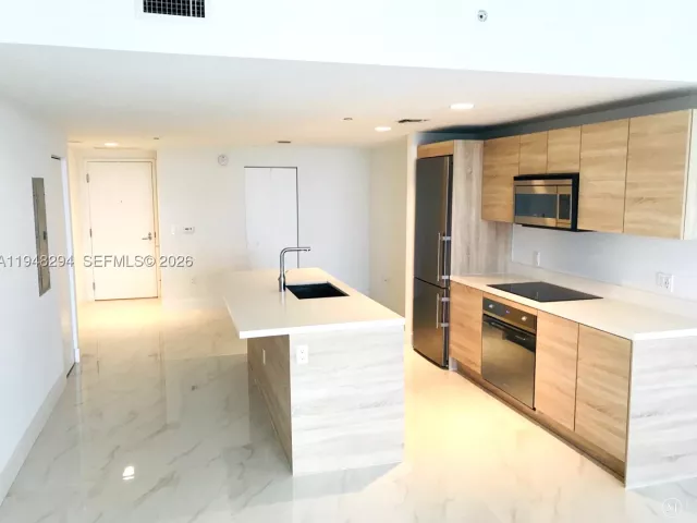 Продажа квартиры # - фото 7740791