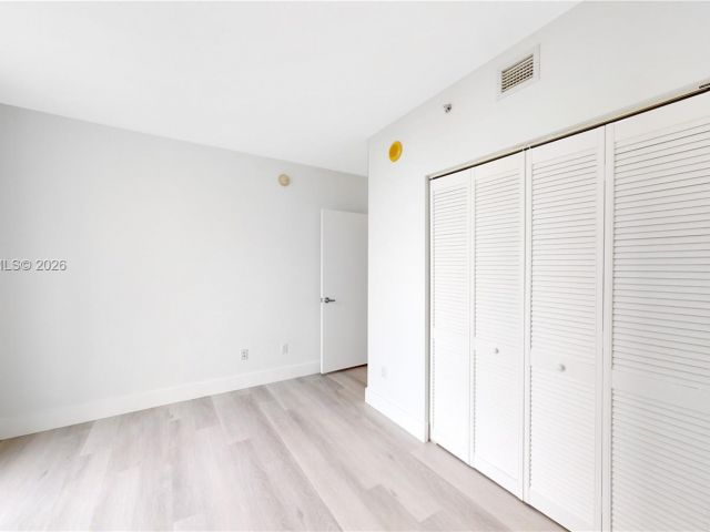 Продажа квартиры #2226 - фото 7157117