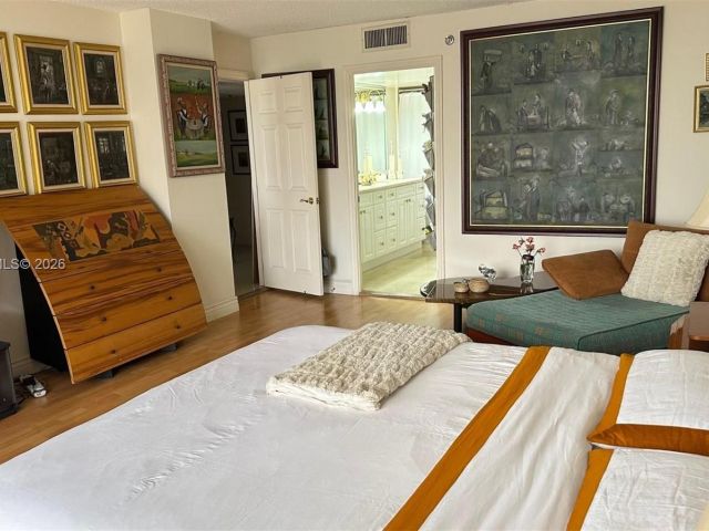 Продажа квартиры #1909 - фото 7157790