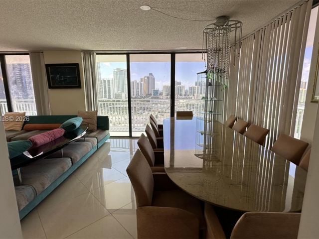 Продажа квартиры #1909 - фото 7157800