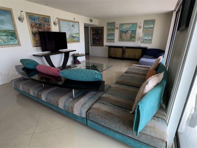 Продажа квартиры #1909 - фото 7157803