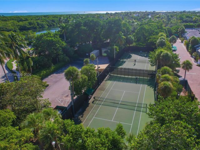 Продажа квартиры #E803 - фото 7193836