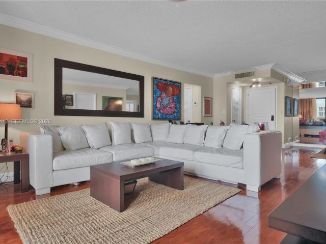 Продажа квартиры #E803 - фото 7193846