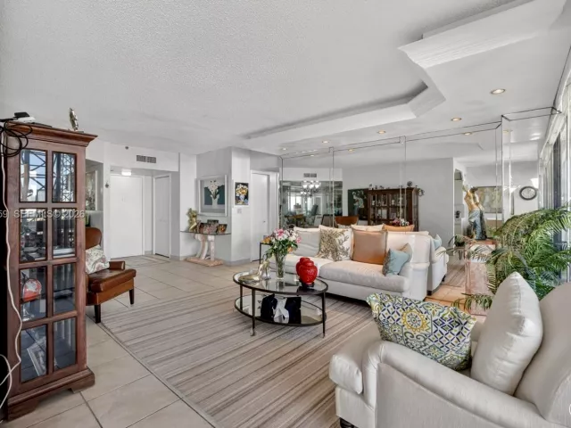 Продажа квартиры #8L - фото 7161203