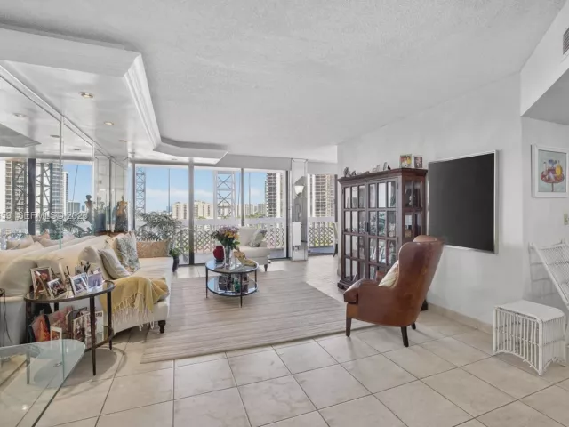 Продажа квартиры #8L - фото 7161209