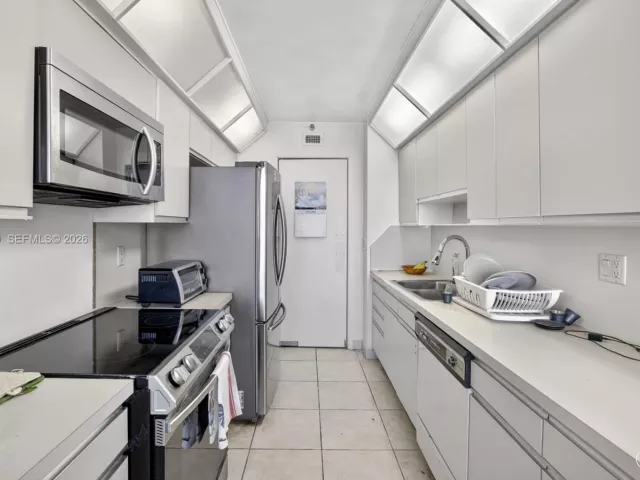 Продажа квартиры #8L - фото 7161194