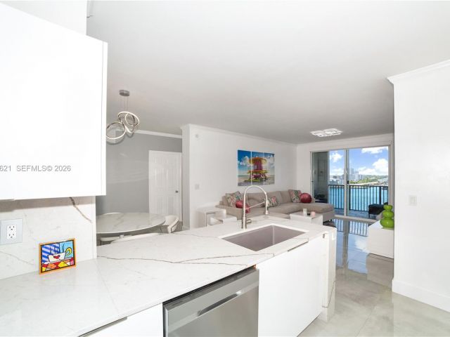 Продажа квартиры #2905 - фото 7156572