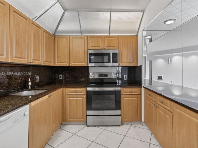 Продажа квартиры #405 - фото 7438065