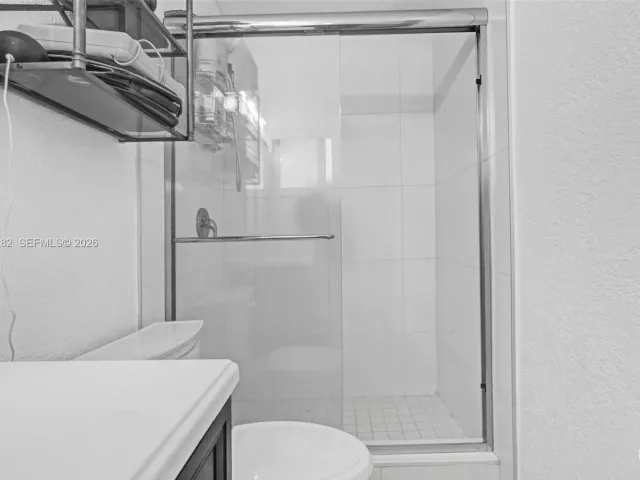 Продажа дома по адресу 131 SE 11th St - фото 7156331