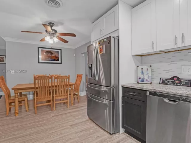 Продажа дома по адресу 131 SE 11th St - фото 7156335