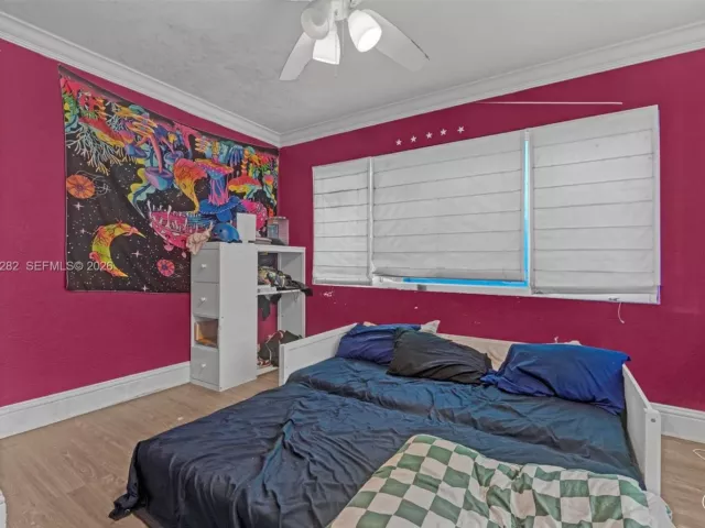 Продажа дома по адресу 131 SE 11th St - фото 7156326