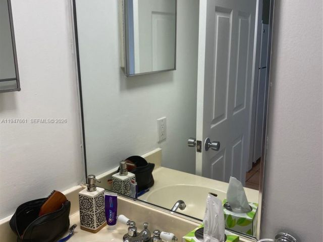 Продажа квартиры #705 - фото 7437576