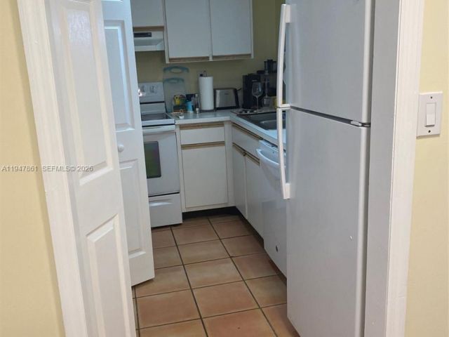 Продажа квартиры #705 - фото 7437577