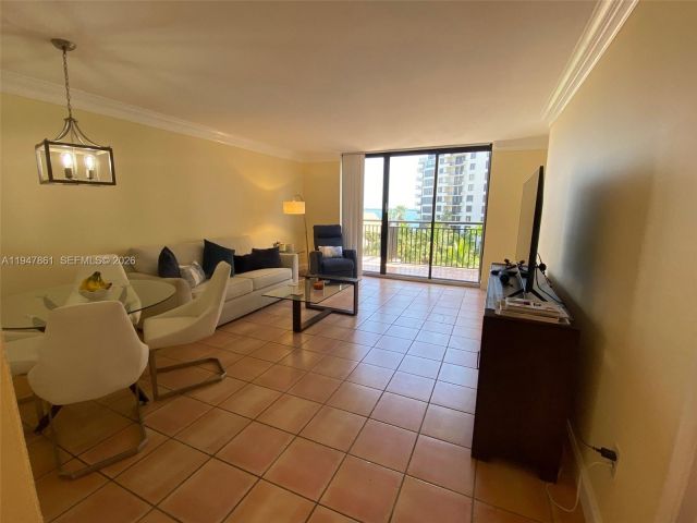 Продажа квартиры #705 - фото 7437582