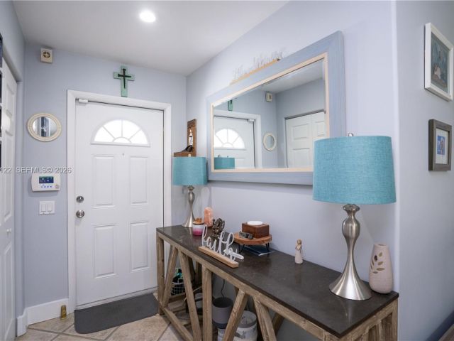 Продажа дома по адресу 14954 SW 142nd Pl - фото 7536461