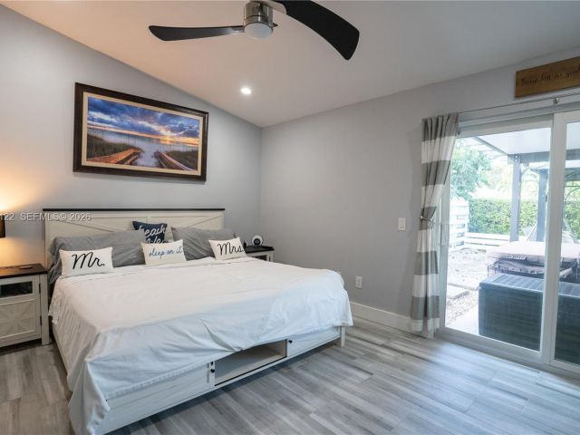 Продажа дома по адресу 14954 SW 142nd Pl - фото 7536466