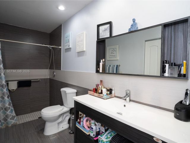 Продажа дома по адресу 14954 SW 142nd Pl - фото 7536468