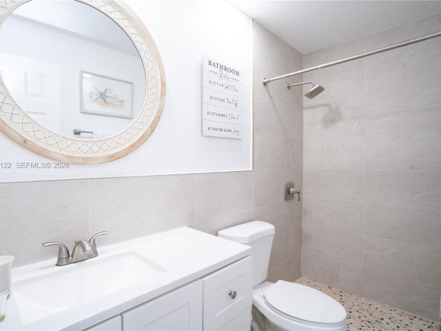 Продажа дома по адресу 14954 SW 142nd Pl - фото 7536471