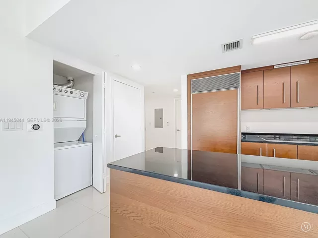 Продажа квартиры #4215 - фото 7175509