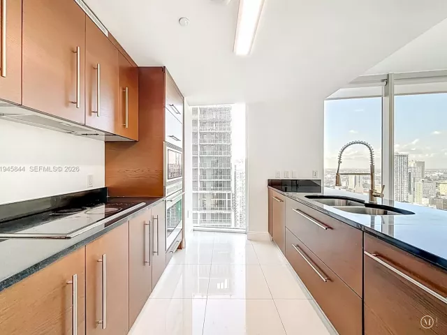 Продажа квартиры #4215 - фото 7175512